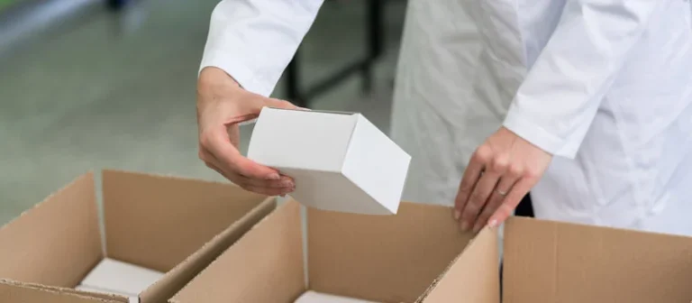 Mengenal Pabrik Maklon - Cara Kerjanya di Sektor Skincare 4 Mengenal Pabrik Maklon – Cara Kerjanya di Sektor Skincare