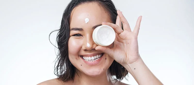 Manfaat Sodium Cocoyl Isethionate untuk Kulit