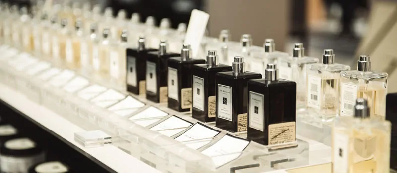 Custom Parfum Sendiri dengan Maklon Parfum