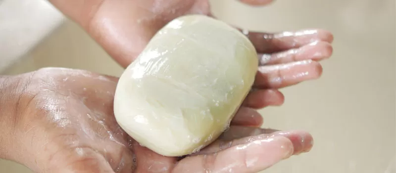 Cara Membuat Sabun Batang Herbal dengan Bahan Sederhana