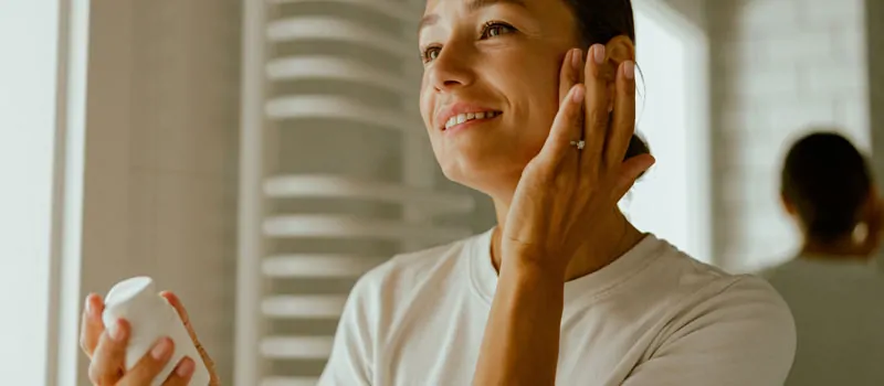 Manfaat Caprylic Capric Triglyceride dalam Skincare