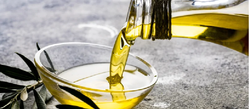 olive oil untuk rambut